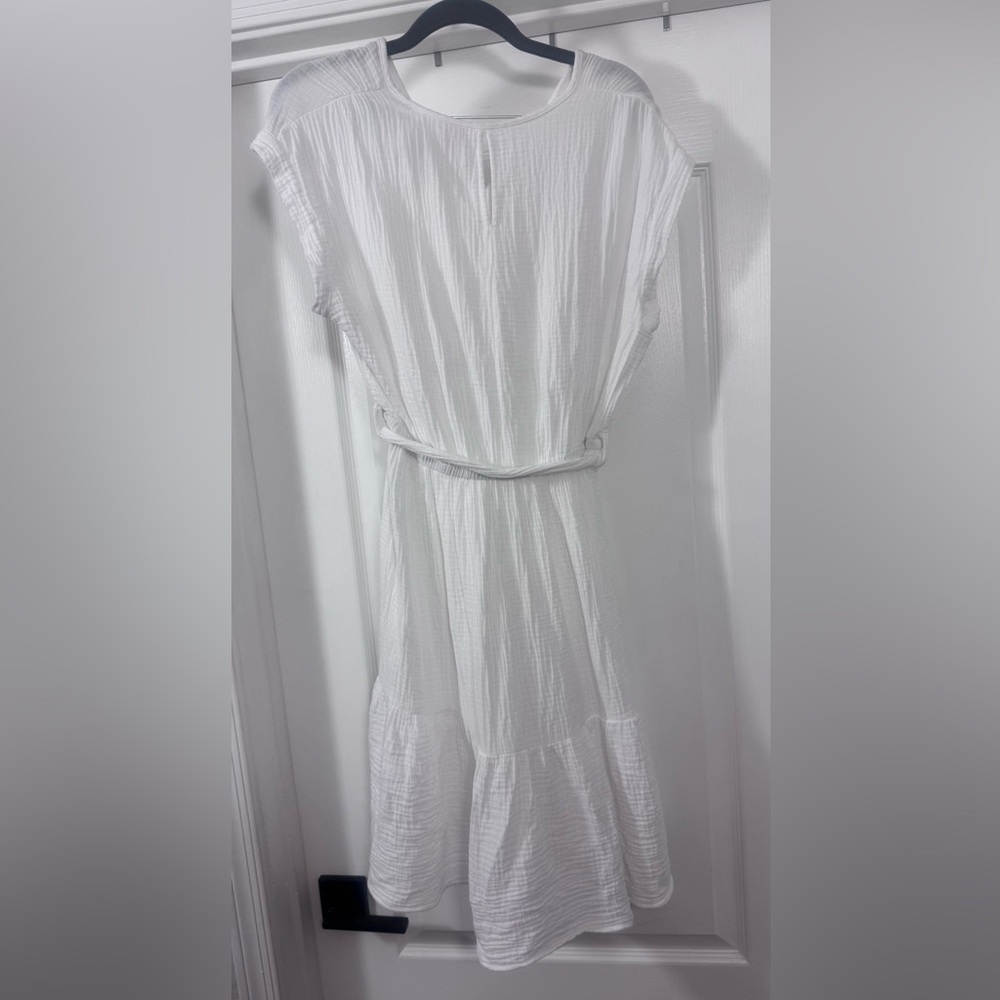 Magaschoni White V-Neck Dress - Picture 6 of 10